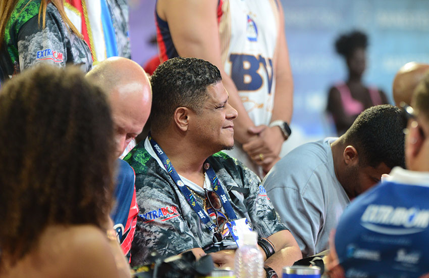 Presidente Emerson Xumbrega, da Independente de Boa Vista. Campeã do Carnaval de Vitória 2025.