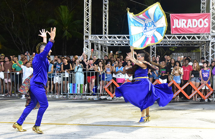Weskley Blank e Alana Marques, casal de mestre-sala e porta-bandeira da Novo Império para 2026