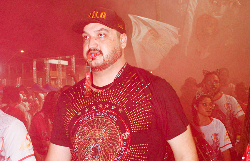 Lucas Massariol, mestre da bateria Pura Ousadia, da Mocidade Unida da Glória