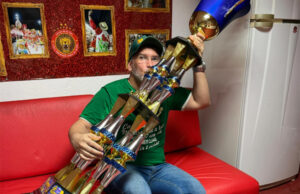 O carnavalesco Petterson Alves está de contrato renovado com a campeã Mocidade Unida da Glória (MUG)